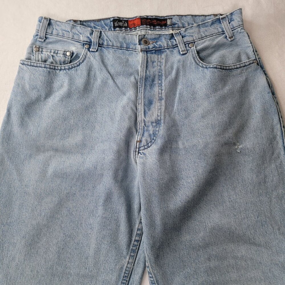 VTG 90's Levi's Silver Tab Men's Loose Fit Light Blue Denim Jeans Size 38x32 USA - Picture 3 of 12